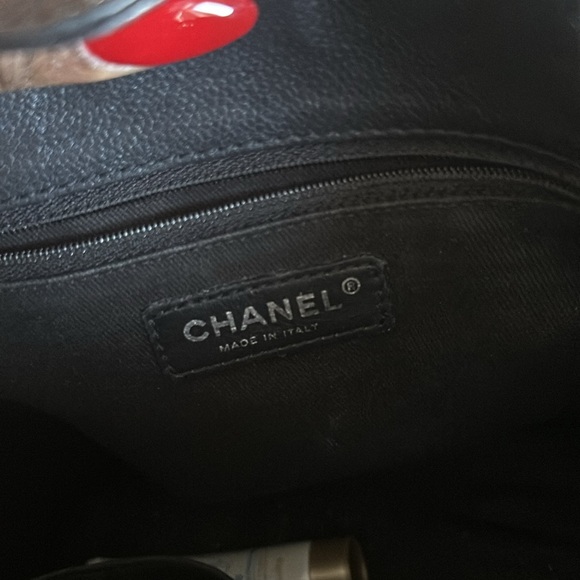 COPY - Chanel Tote - Picture 6 of 12